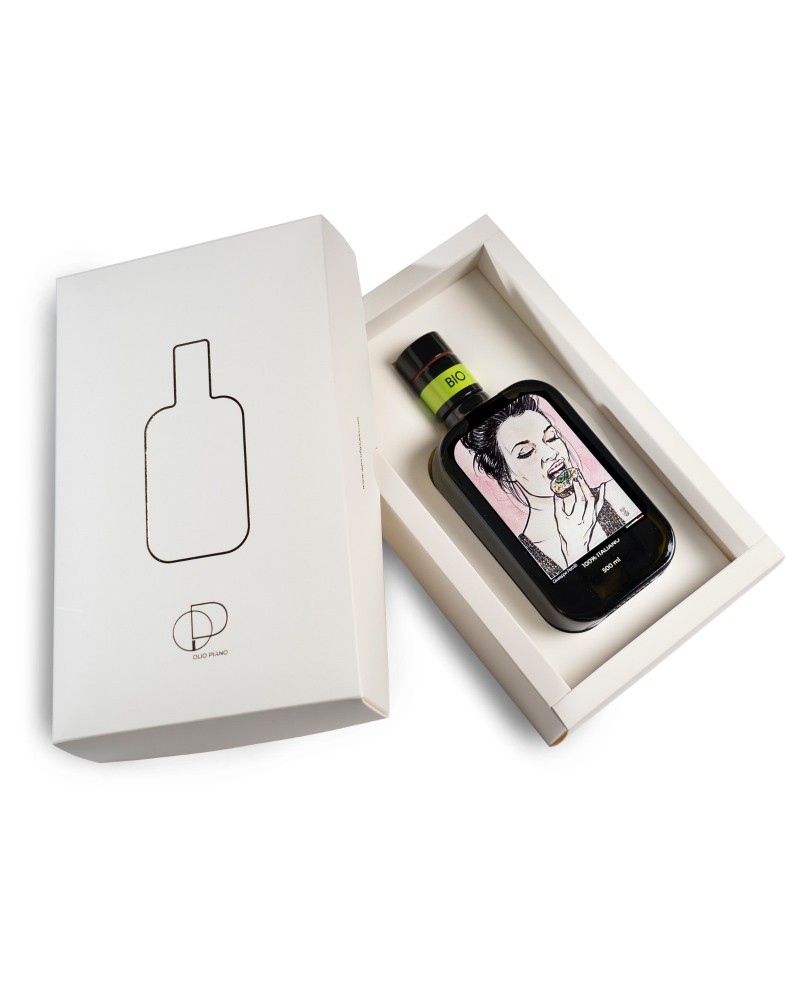 Confezione Art Line Petrilli: EVO Bio Peranzana Pugliese 500ml - Sapore D'arte, Gourmet Bio per Gastronomi Confezione Art Line Petrilli: EVO Bio Peranzana Pugliese 500ml - Sapore D'arte, Gourmet Bio per Gastronomi