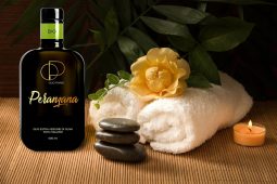 Olio d’oliva e cosmesi - Massaggio con olio d'oliva