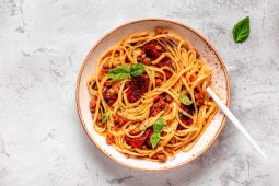 ricetta Spaghetti pomodori secchi