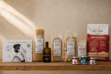 Dispensa di settembre con farine èViva, pasta trafilata al bronzo, olio EVO Peranzana e sottoli pugliesi Agricola Piano