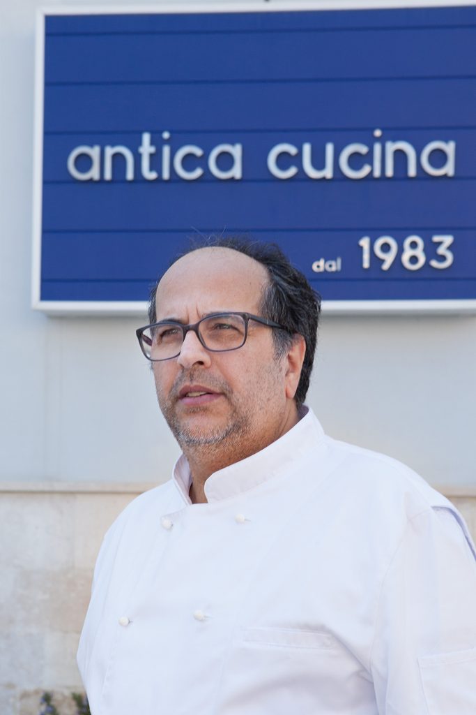 Strascinati con Sgombro, Uva Sultanina e Capperi: Ricetta dello Chef Giuseppe Vivo Strascinati con Sgombro, Uva Sultanina e Capperi: Ricetta dello Chef Giuseppe Vivo