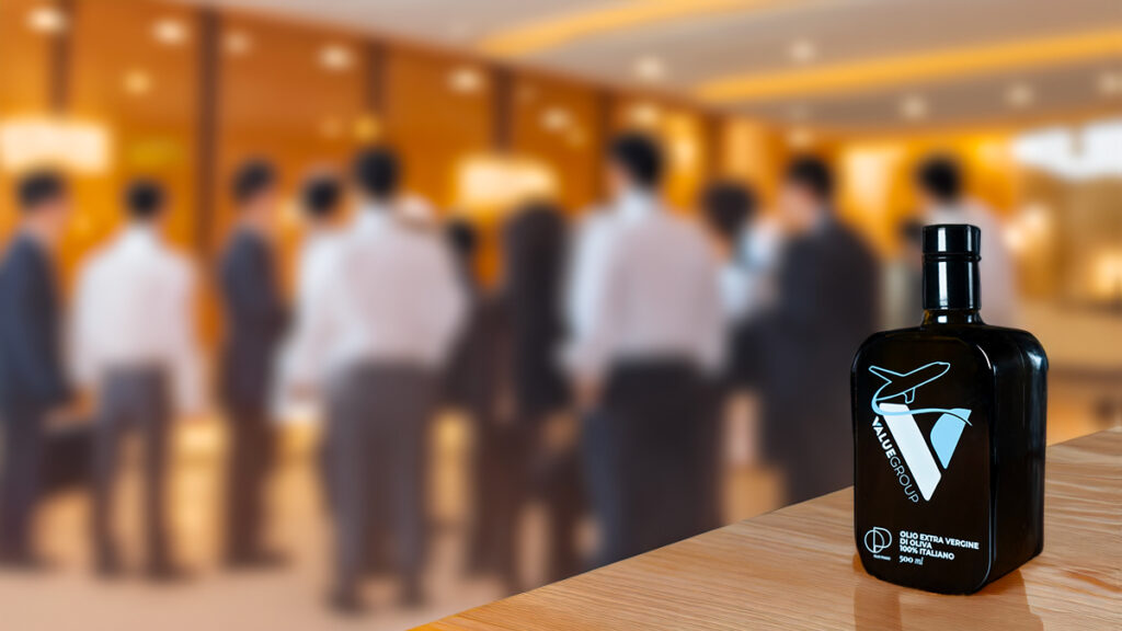 Fai un regalo indimenticabile. Personalizza le tue bottiglie d’olio d’oliva con Agricola Piano