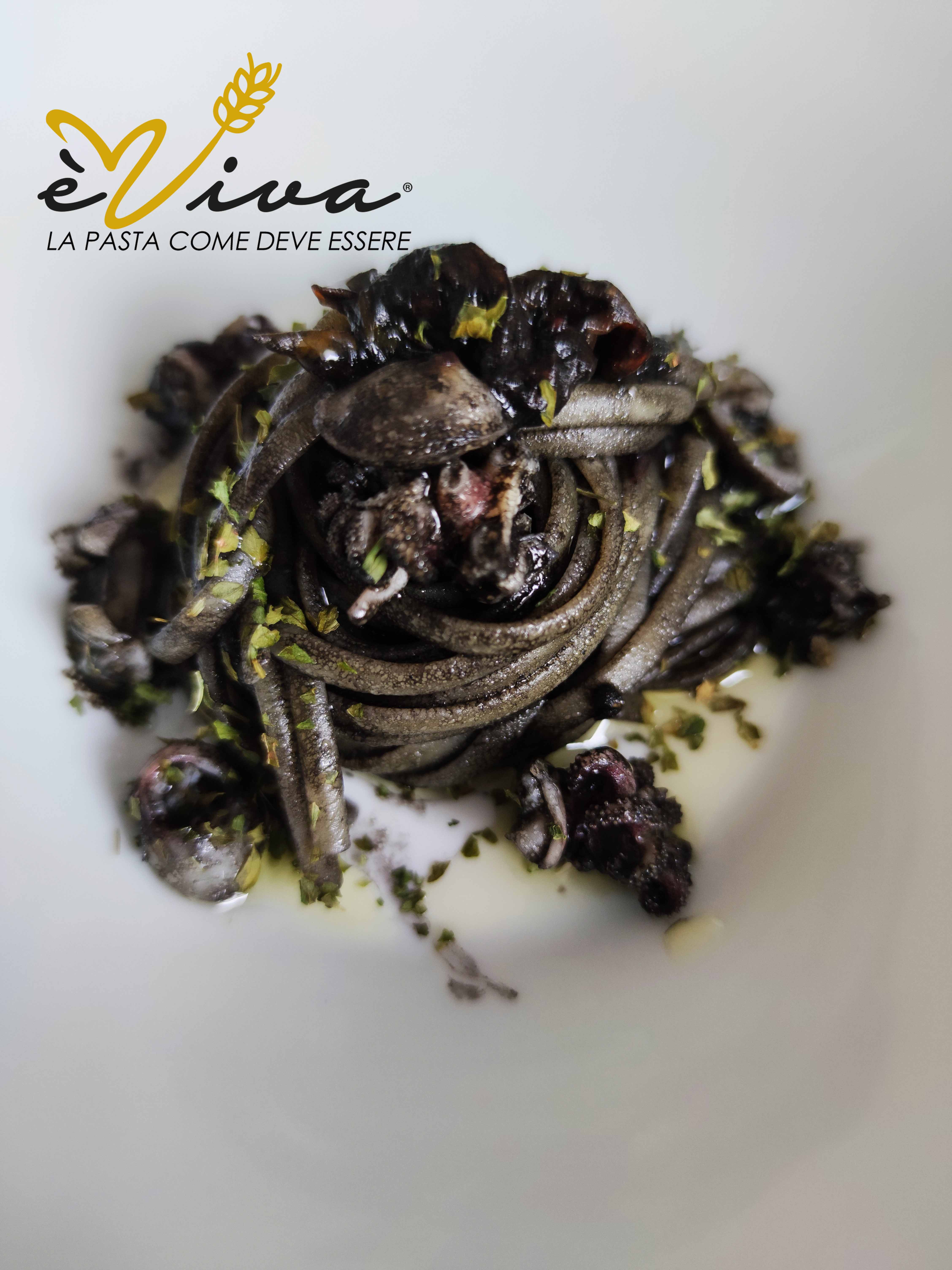 Linguine al nero di seppia Linguine al nero di seppia