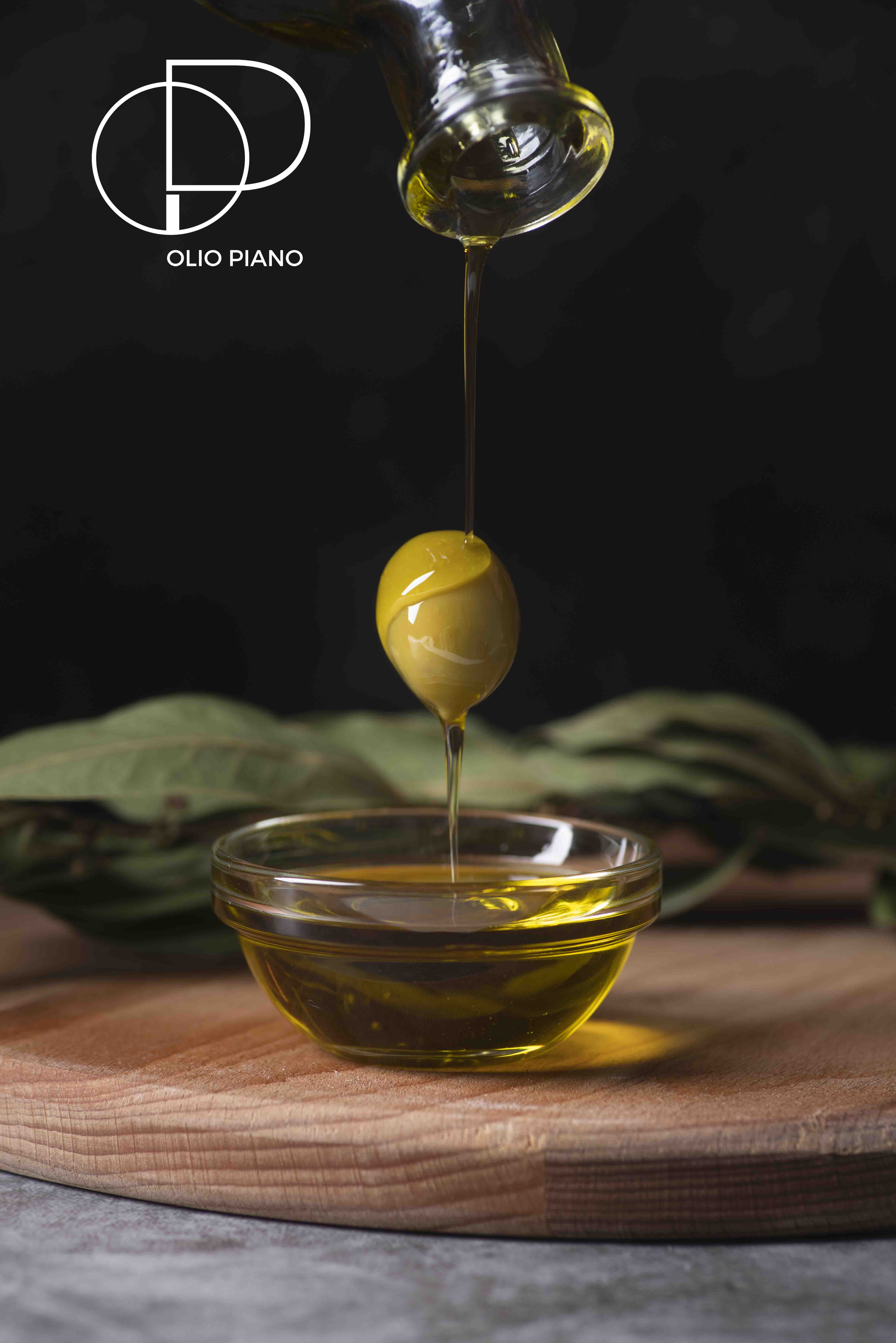 Oleocantale: Il Potere Nutraceutico dell'Olio Extravergine di Oliva Oleocantale: Il Potere Nutraceutico dell'Olio Extravergine di Oliva